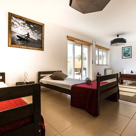 Ferrel Surf House *